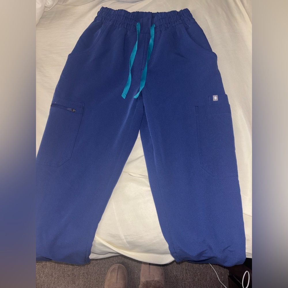 FIGS high waisted salida straight leg pant